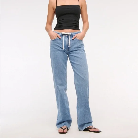 Abercrombie & Fitch Low Rise Baggy Jeans - Picture 1 of 3